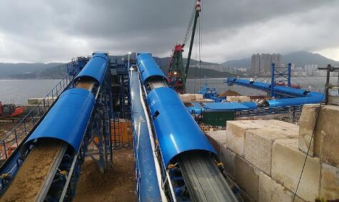  皮帶輸送機(jī)須及時更換皮帶